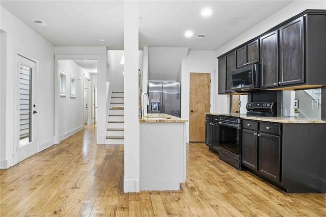 501 Ridge View Crossing, Woodstock, GA 30188