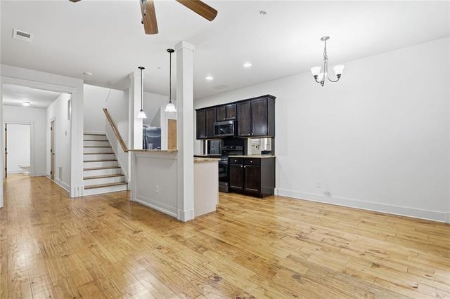 501 Ridge View Crossing, Woodstock, GA 30188