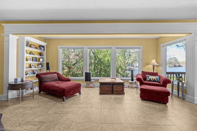 4101 Cheswick LN, Virginia Beach, VA 23455