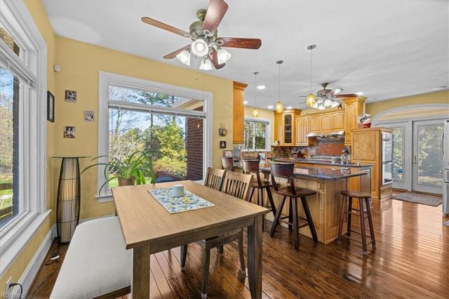 4101 Cheswick LN, Virginia Beach, VA 23455