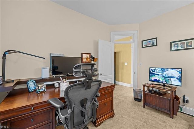 4101 Cheswick LN, Virginia Beach, VA 23455