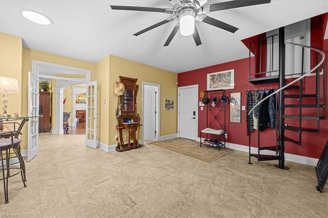 4101 Cheswick LN, Virginia Beach, VA 23455