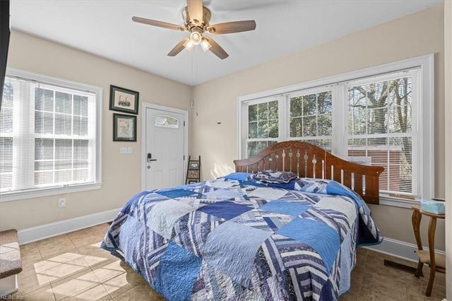 4101 Cheswick LN, Virginia Beach, VA 23455