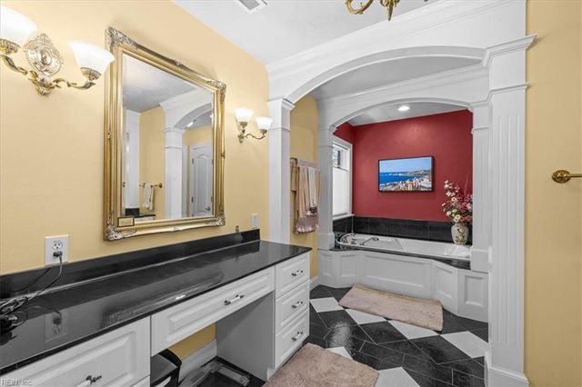 4101 Cheswick LN, Virginia Beach, VA 23455