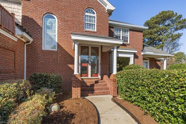 4101 Cheswick LN, Virginia Beach, VA 23455