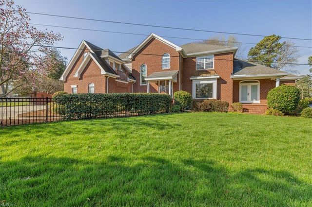 4101 Cheswick LN, Virginia Beach, VA 23455