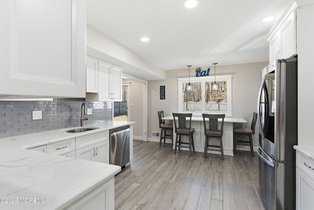 16 Snowdrift Lane, Howell, NJ 07731