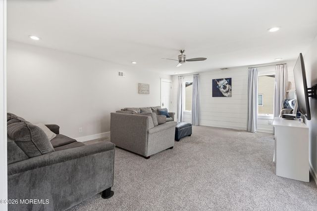 16 Snowdrift Lane, Howell, NJ 07731