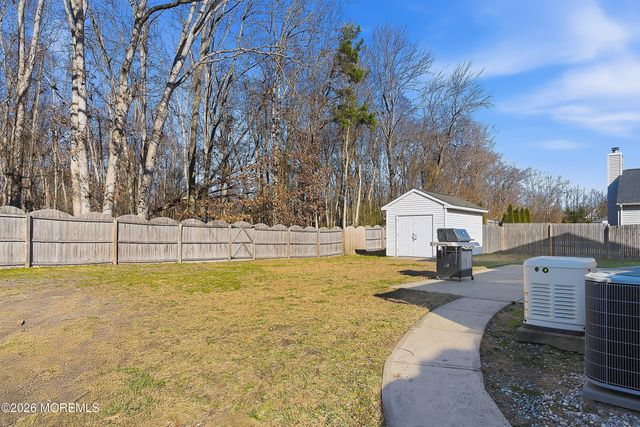 16 Snowdrift Lane, Howell, NJ 07731
