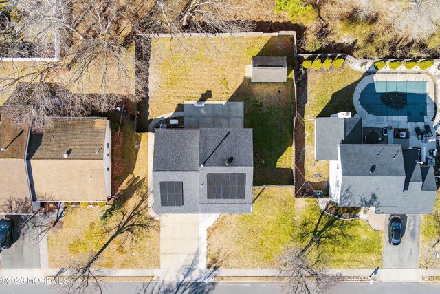 16 Snowdrift Lane, Howell, NJ 07731