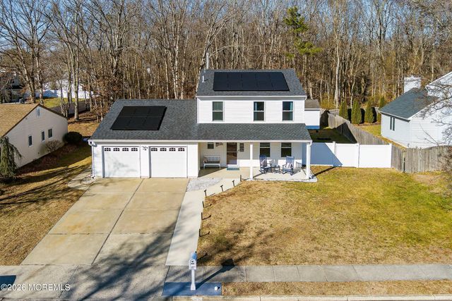 16 Snowdrift Lane, Howell, NJ 07731