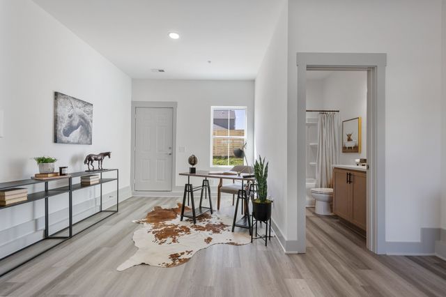 907 Harper Lndg, Chapel Hill, TN 37034