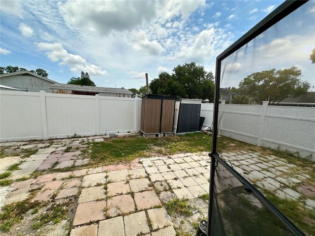 10539 PARKCREST DRIVE, Tampa, FL 33624