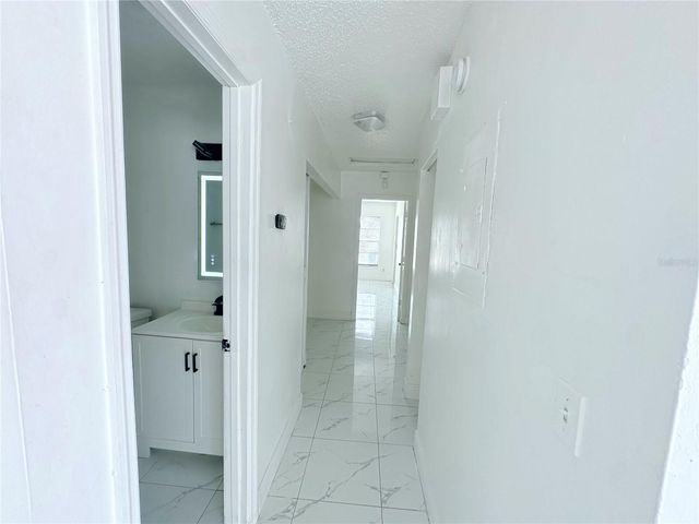 10539 PARKCREST DRIVE, Tampa, FL 33624