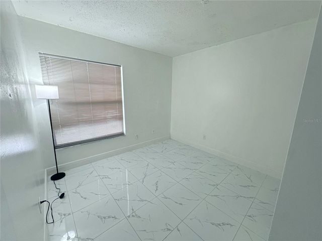 10539 PARKCREST DRIVE, Tampa, FL 33624