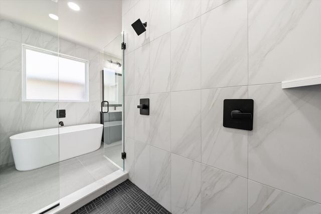 7116 NW 155th Street, Edmond, OK 73013