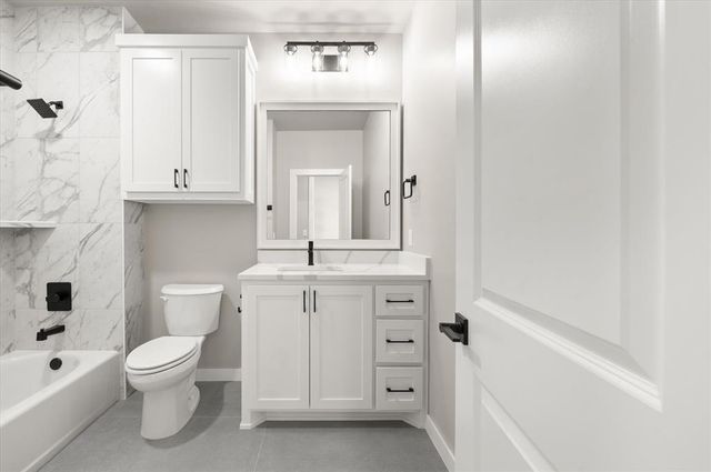 7116 NW 155th Street, Edmond, OK 73013