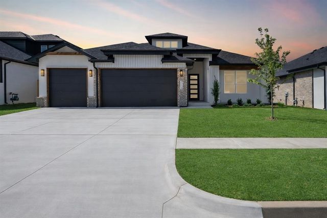 7116 NW 155th Street, Edmond, OK 73013