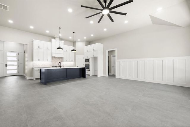 7116 NW 155th Street, Edmond, OK 73013