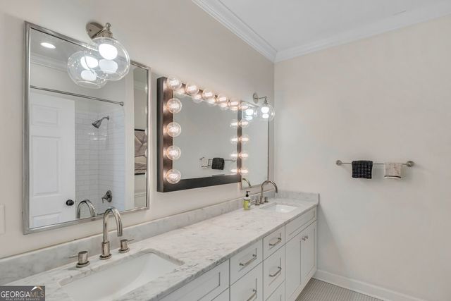 218 E 33rd Street, Savannah, GA 31401