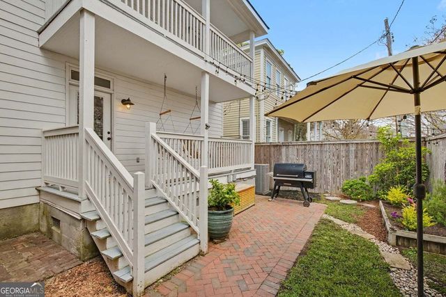 218 E 33rd Street, Savannah, GA 31401