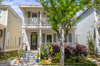 218 E 33rd Street, Savannah, GA 31401