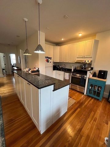 247 Beacon PH, Boston, MA 02116