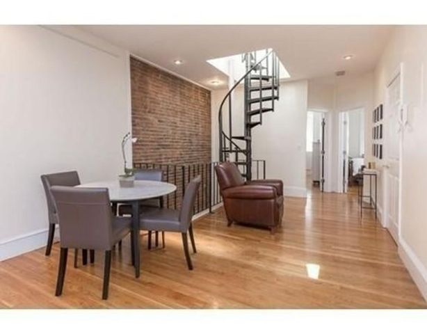 247 Beacon PH, Boston, MA 02116