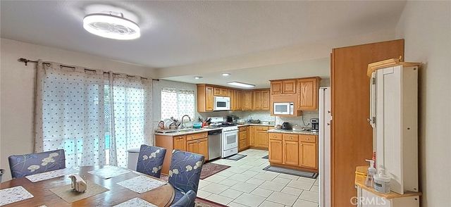 2114 Rhonda Street, Oxnard, CA 93036