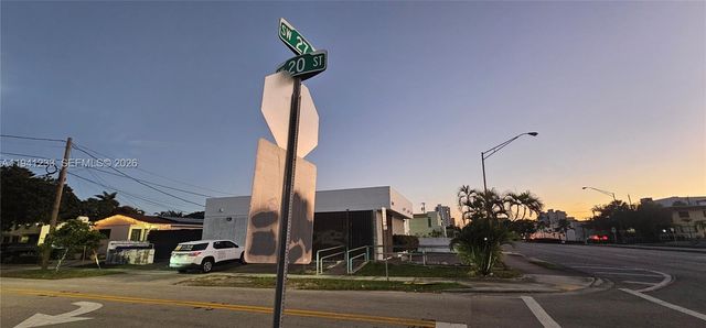 2001 SW 27th Ave, Miami, FL 33145