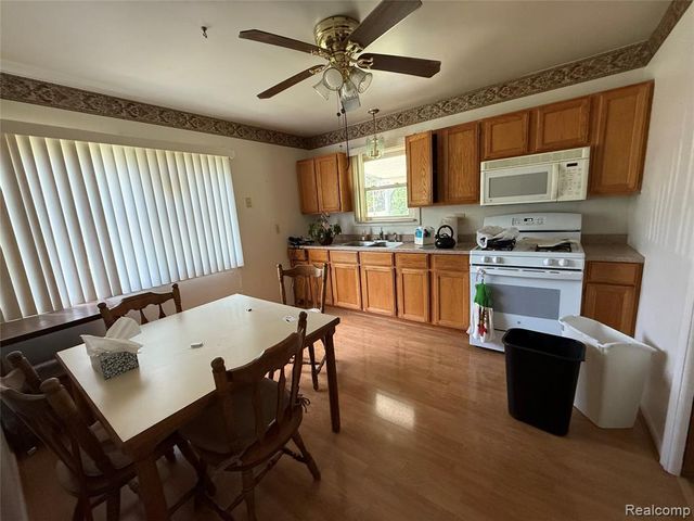 1765 Dulong Avenue, Madison Heights, MI 48071