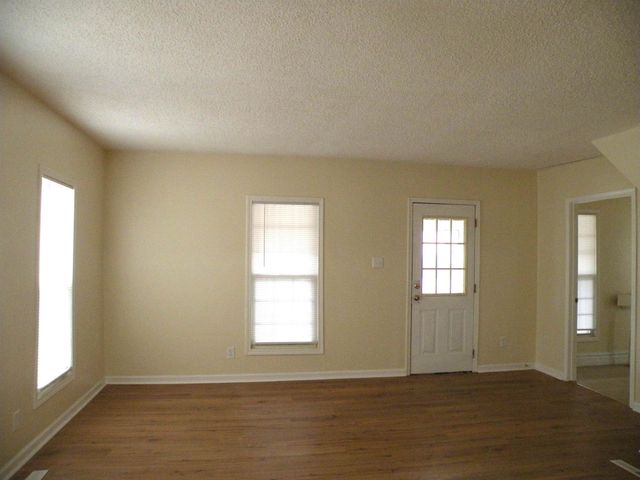 111 S Oak Street, Durand, MI 48429