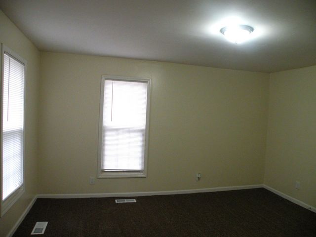 111 S Oak Street, Durand, MI 48429