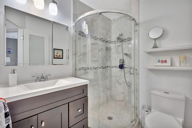 4705 NW 35th St 501, Lauderdale Lakes, FL 33319