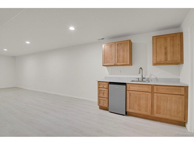 470 S Soaring Eagle Dr, Pueblo, CO 81007