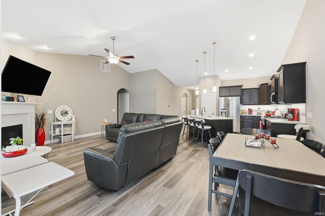 15435 Verano Place, Fort Wayne, IN 46845