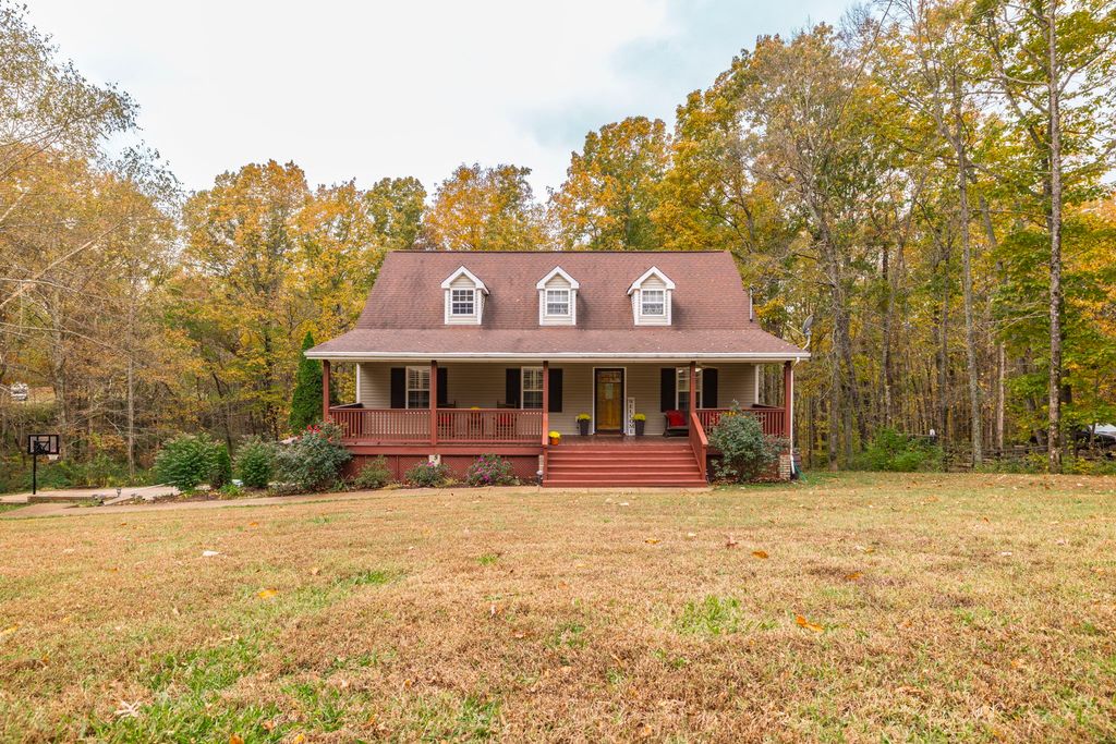 1358 Old Charlotte Pike, Pegram, TN 37143