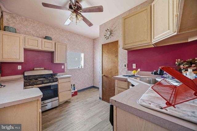 5748 N 6TH ST, Philadelphia, PA 19120