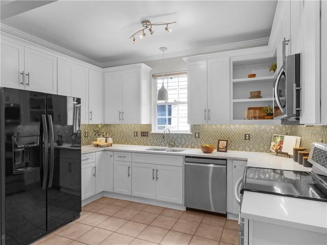 923 Tilden Street NW, Atlanta, GA 30318