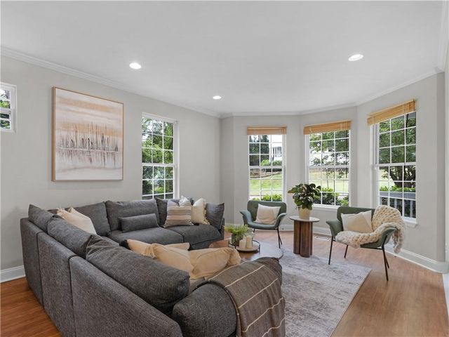 923 Tilden Street NW, Atlanta, GA 30318
