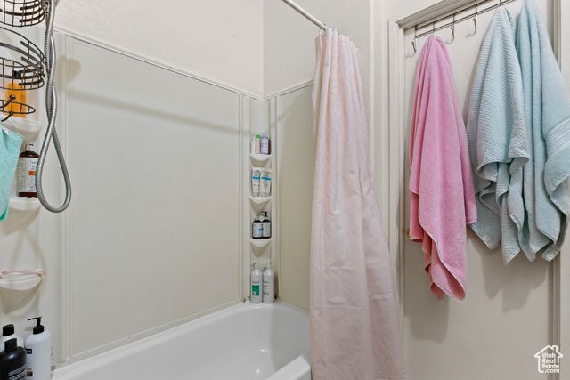 2050 E WASHINGTON DAM RD, Washington, UT 84780