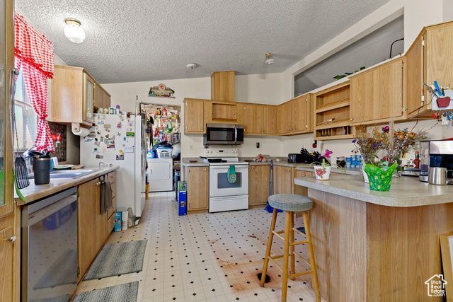 2050 E WASHINGTON DAM RD, Washington, UT 84780