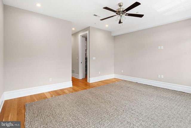 2525 BROWN ST, Philadelphia, PA 19130