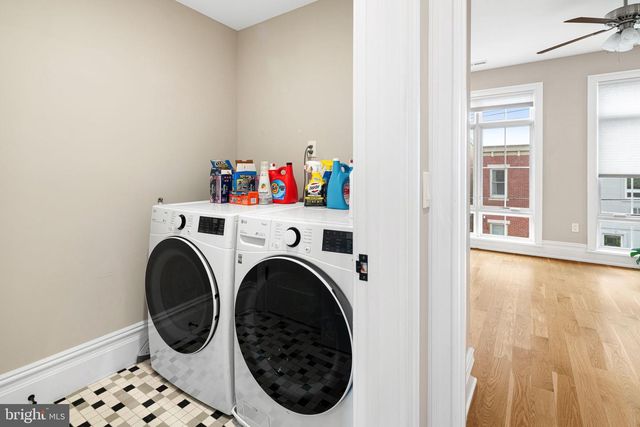 2525 BROWN ST, Philadelphia, PA 19130