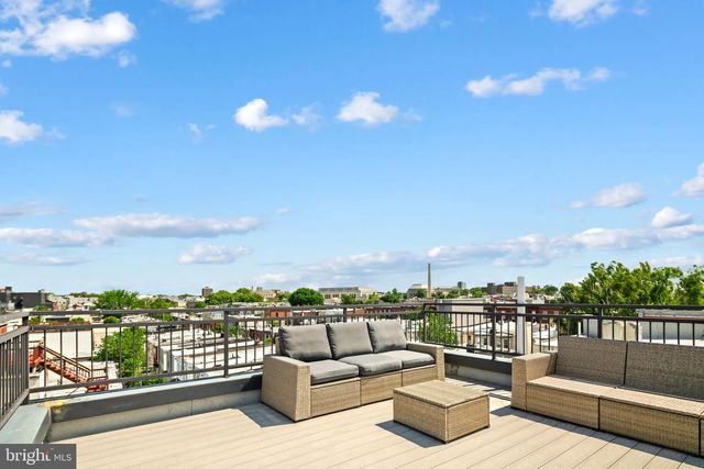 2525 BROWN ST, Philadelphia, PA 19130