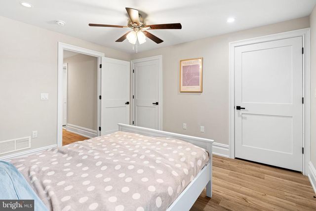 2525 BROWN ST, Philadelphia, PA 19130