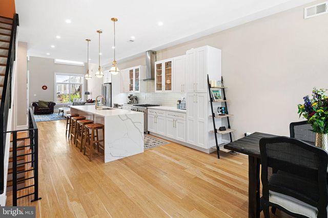 2525 BROWN ST, Philadelphia, PA 19130