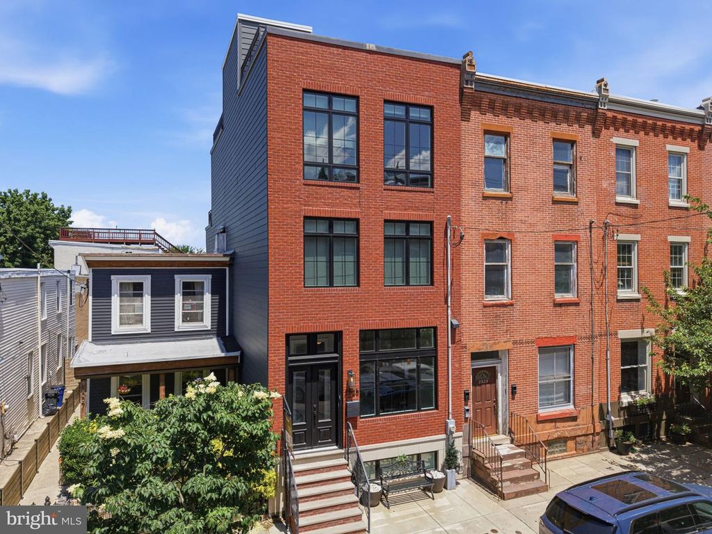 2525 BROWN ST, Philadelphia, PA 19130