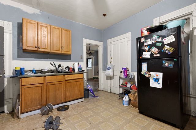 828 N Winnebago Street, Rockford, IL 61103