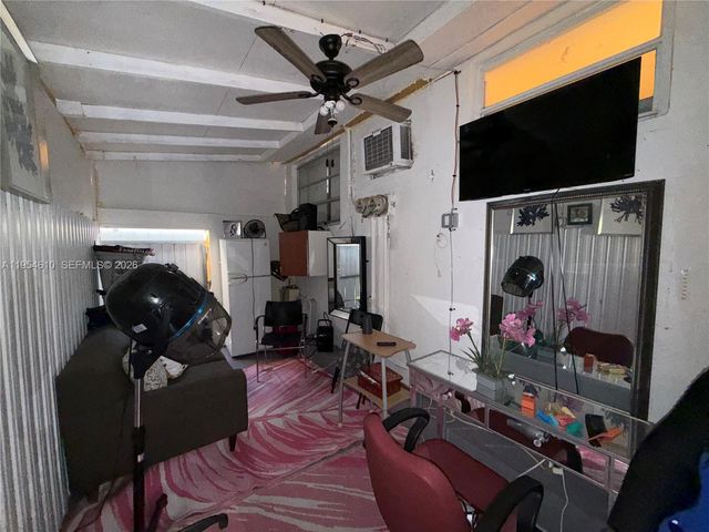 1041 NW 30th St, Miami, FL 33127